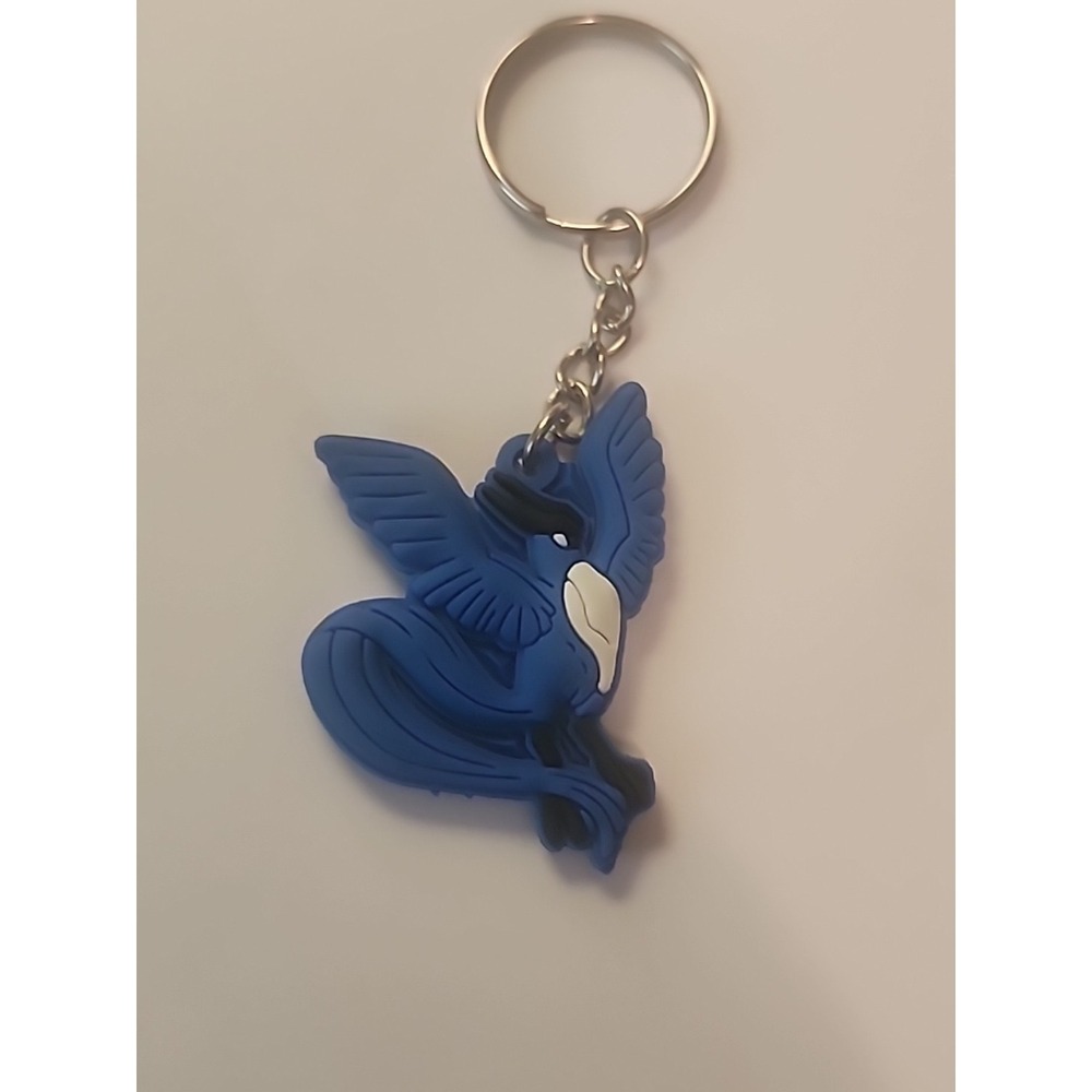 Small Articuna Pokémon 2 Sided Rubber Keychain - Picture 2 of 2